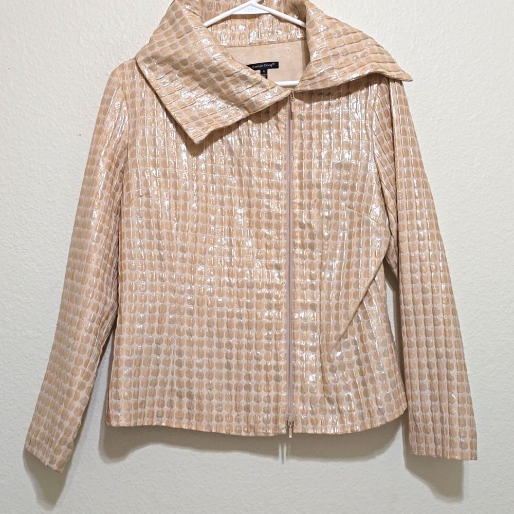 Samuel Dong Geometric Zip-Up Corrugated Jacket Size Medium